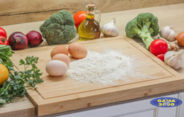 Stolnica bambusowa BERRETTI 45 x 33 cm