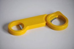 Otwieracz do butelek uniwersalny