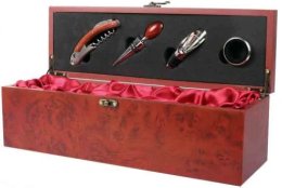 Zestaw akcesoriów winiarskich