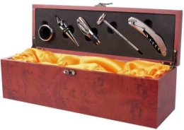 Skrzynka na butelkę wina z akcesoriami 