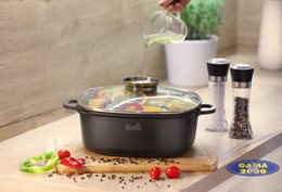 Garnek Granite 28 cm z wlewem olejowym 