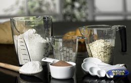 Dzbanek z miarką 1 L