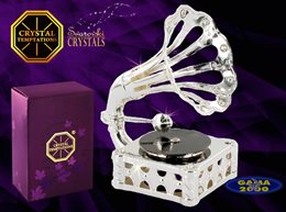 Figurka SWAROVSKI GRAMOFON